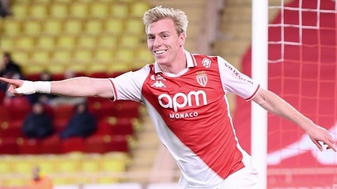  Arsenal có tiếc tiền đạo có hiệu suất ghi bàn ngang Mbappe?